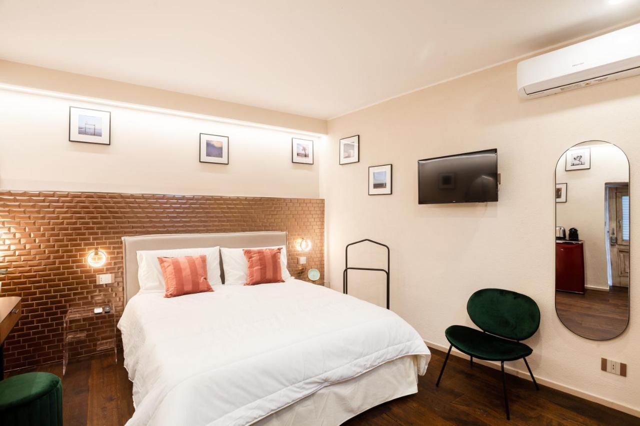 Tre36 - Smart & Design Room In The Old Center บารี ภายนอก รูปภาพ